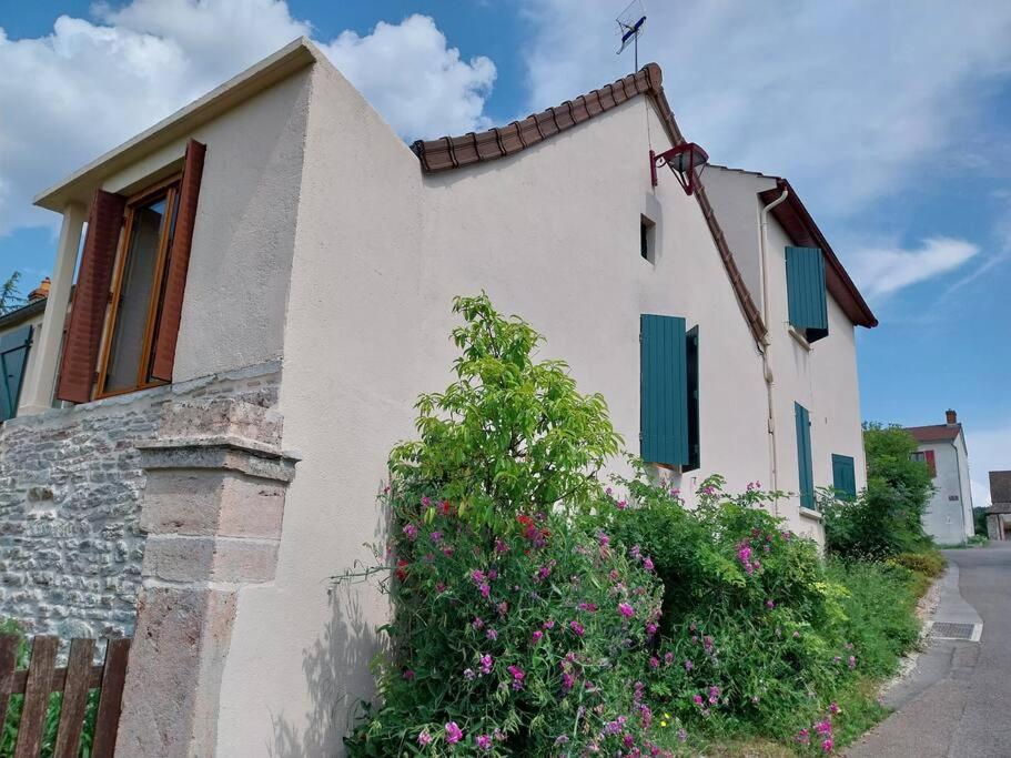 Magical Mellecey Exterior foto